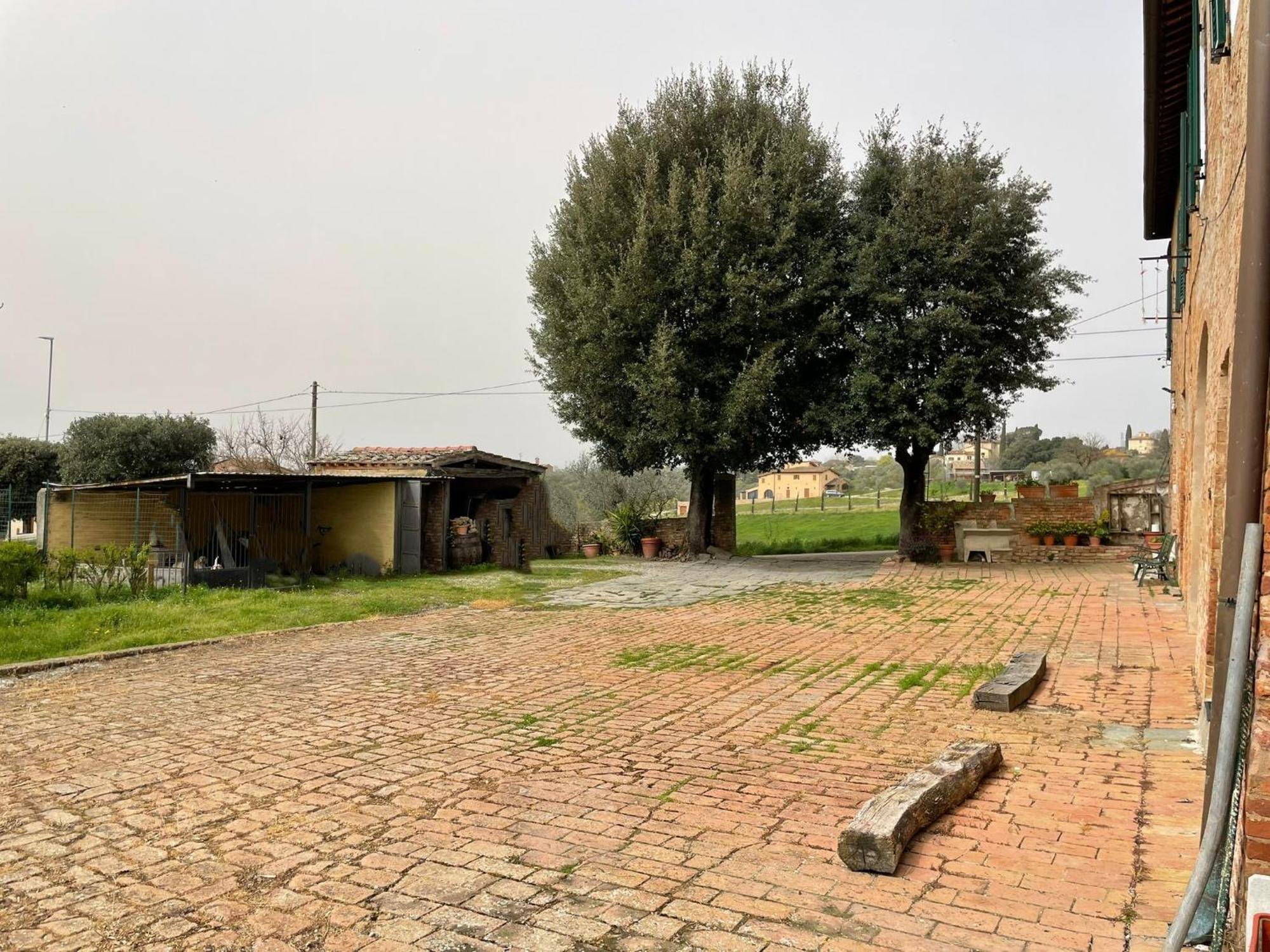 Podere Piazza Casa Dell'Arcivescovo 锡耶纳 外观 照片